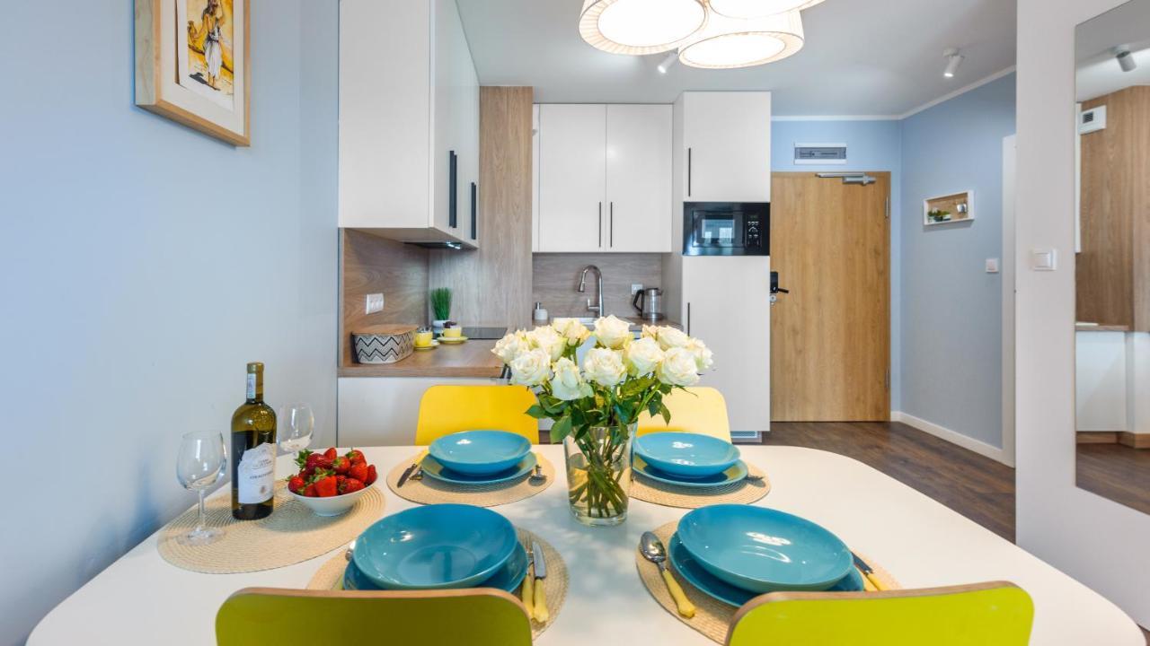 Apartament Blekitna Laguna Z Basenem - Ul Kasprowicza 20A - Holiday City โควอบเซก ภายนอก รูปภาพ
